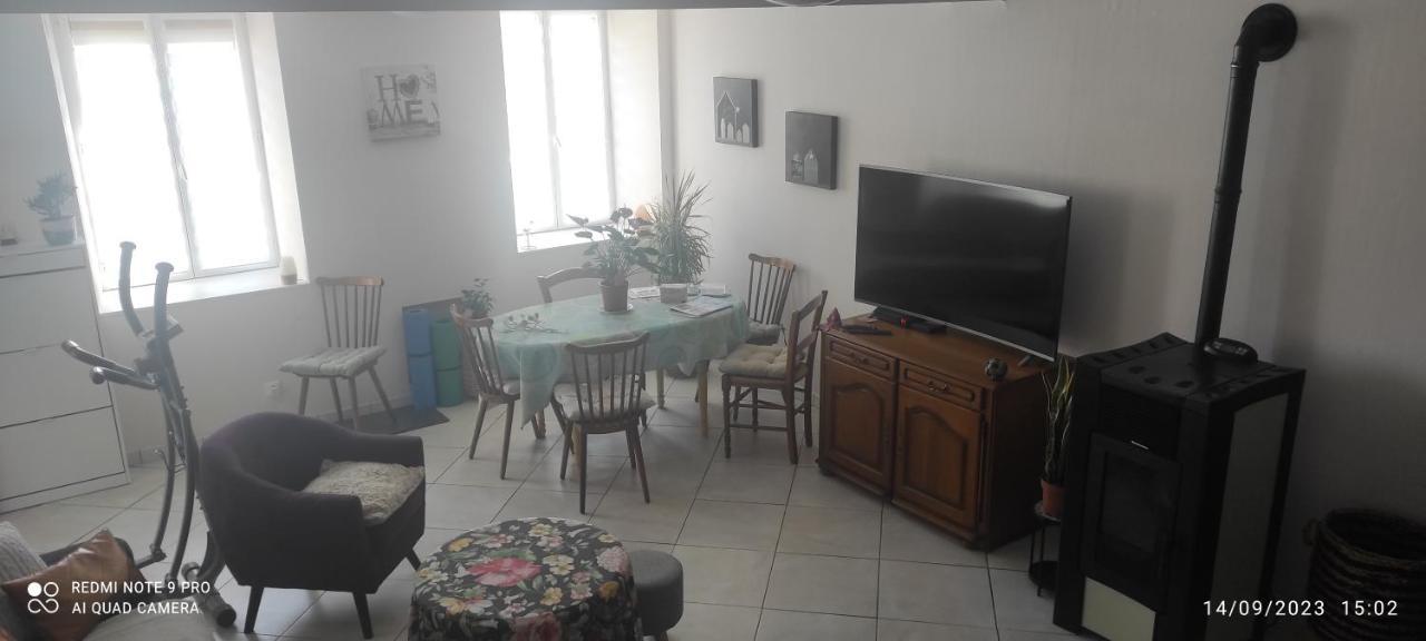 Les Plaisirs De La Ruralite Apartment Vendresse Exterior foto